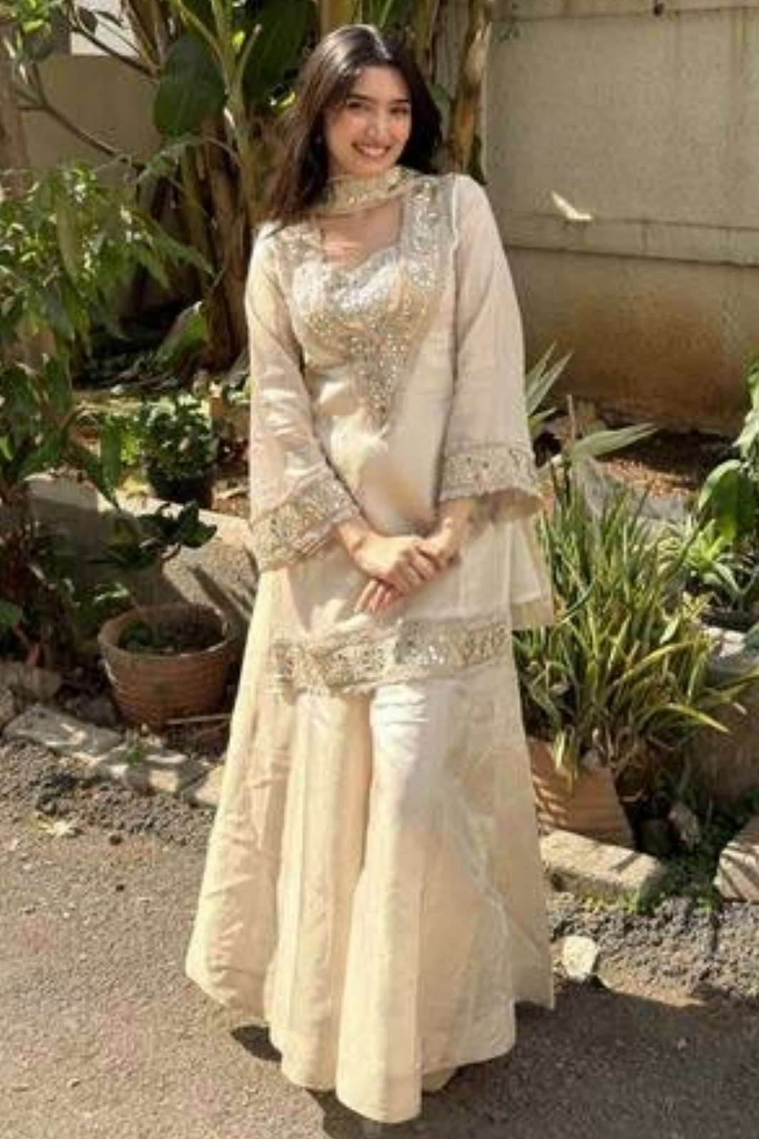 Balaji Emporium 23576 Ready to Wear Silk Embroidery & Real Mirror Work Suit