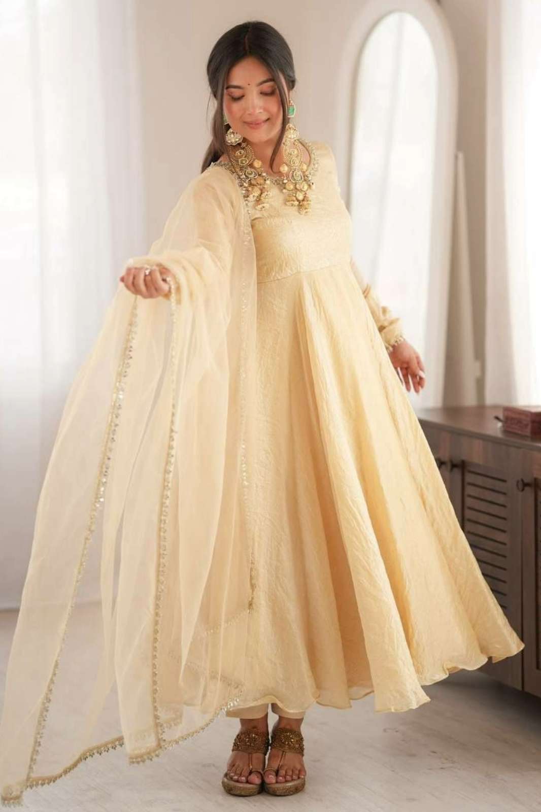 Balaji Emporium DV 23484 Ready to Wear Premium Doremon Crush Mirror Work Anarkali Suit
