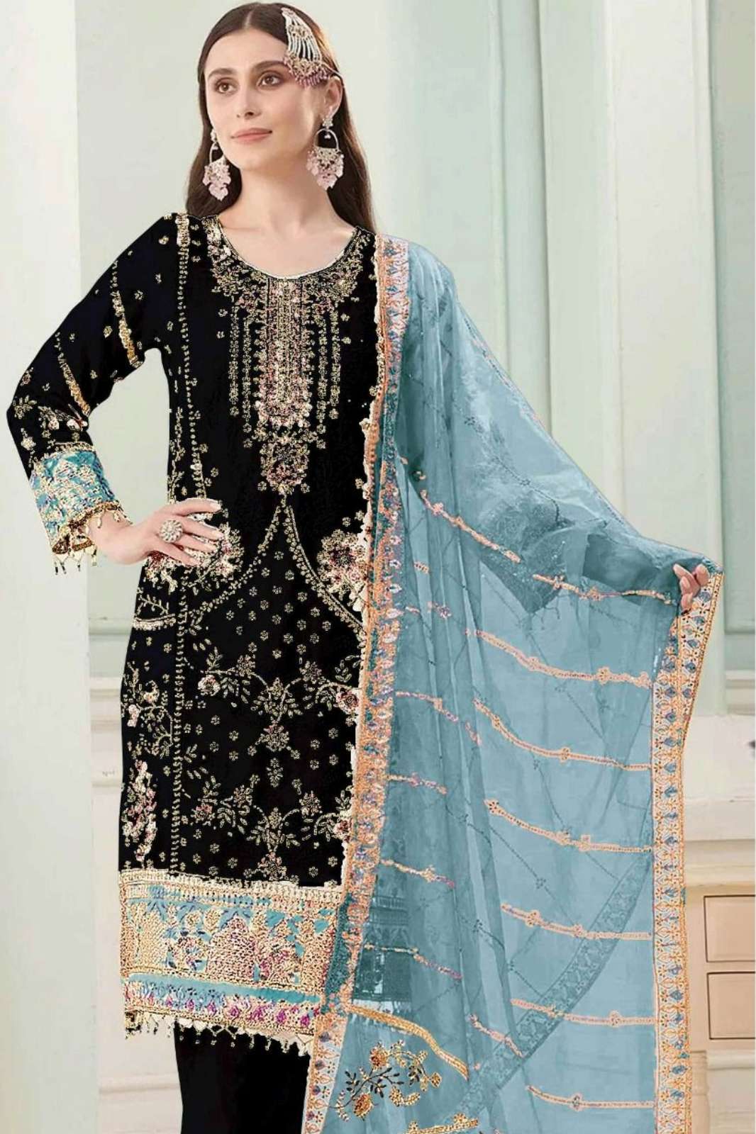 BILQIS B 239 A TO D CHIFFON EMBROIDERED & HANDWORK PAKISTANI SUIT