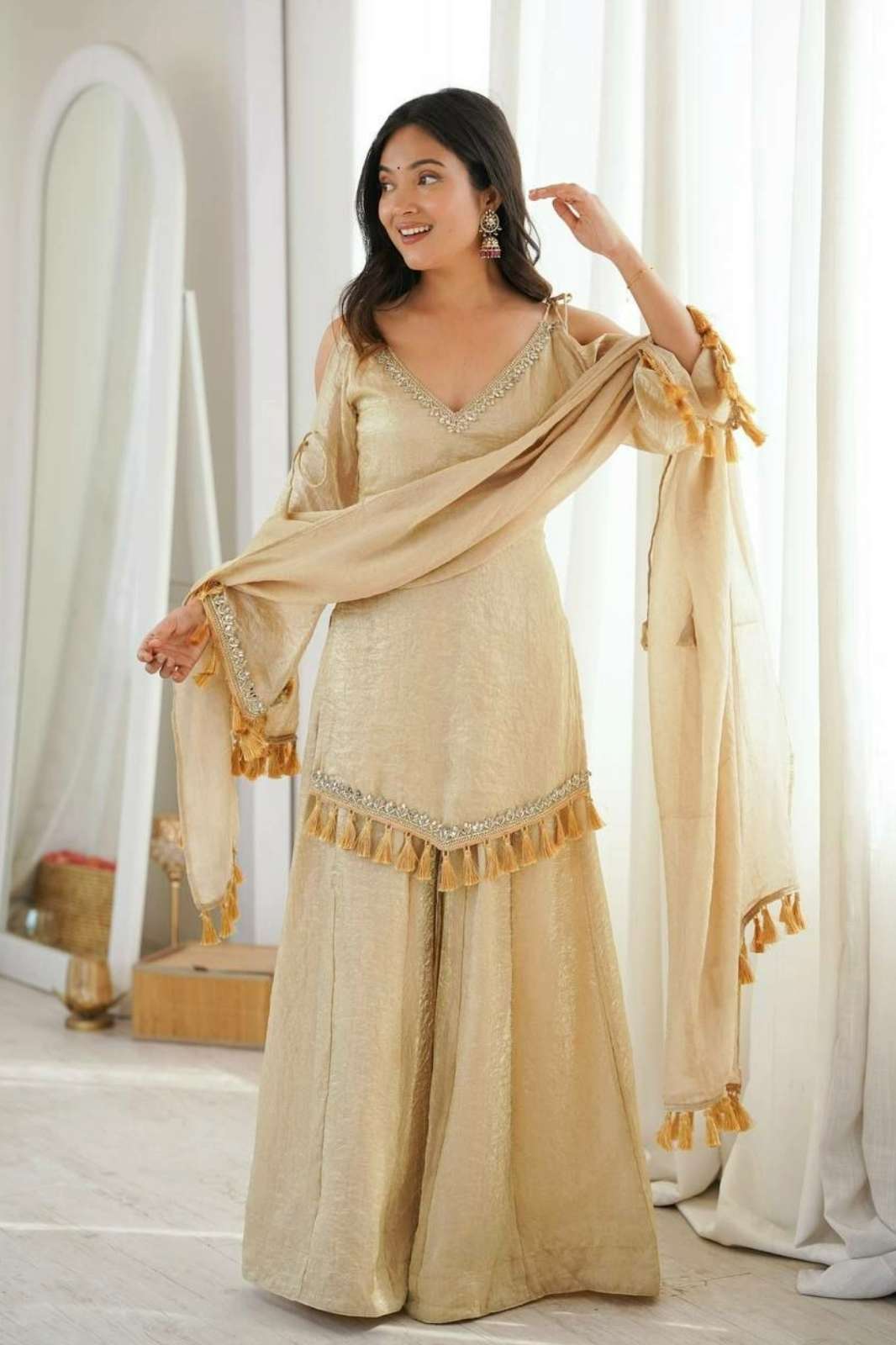 Shri Balaji Emporium DV  26202 Presents Fancy heavy Mirror and Lace work  Plazo Suit