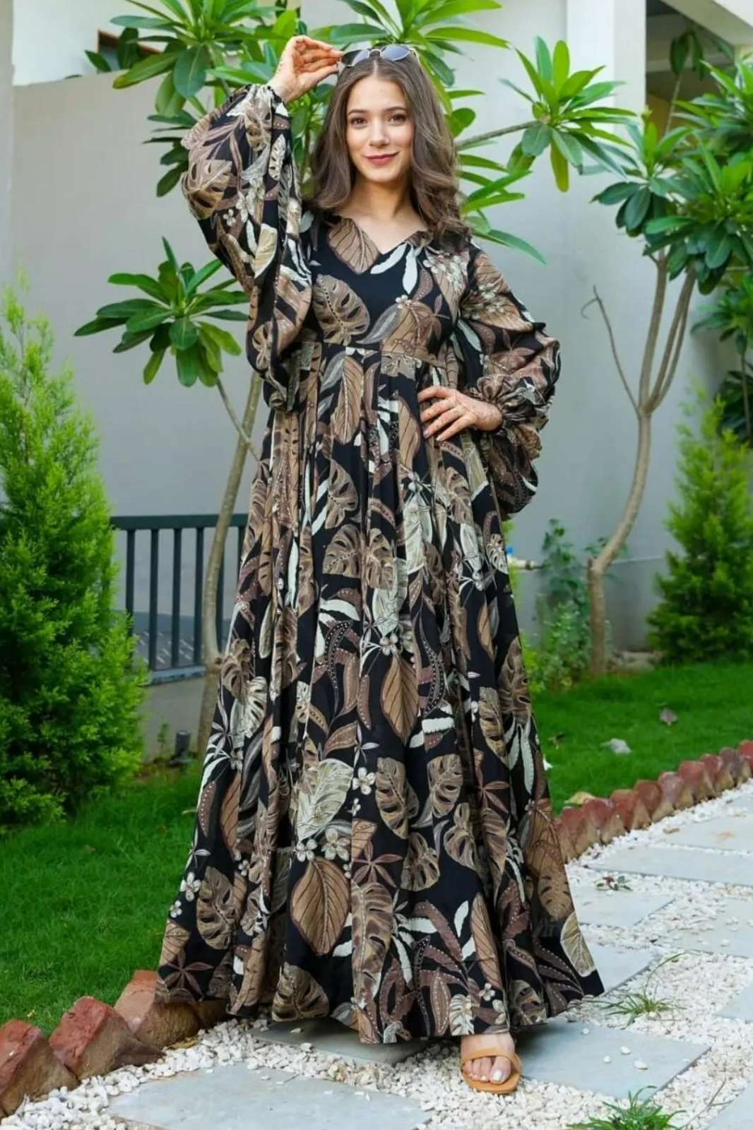 Shri balaji CLORA VOL 4 PRESENTS HEAVY GEORGETTE READY TO WEAR  DIGITAL PRINTED DRESSES