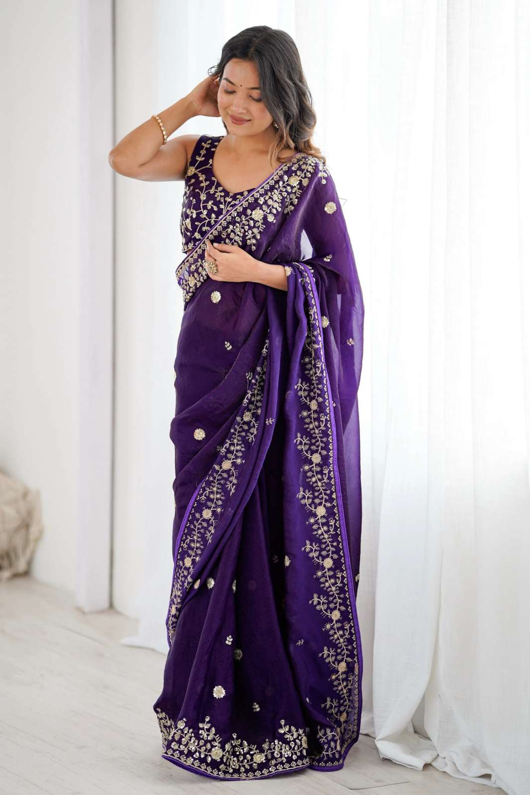 Shri Balaji presents SP 89 Fendy Silk Thred & Sequin Embroidery work Saree