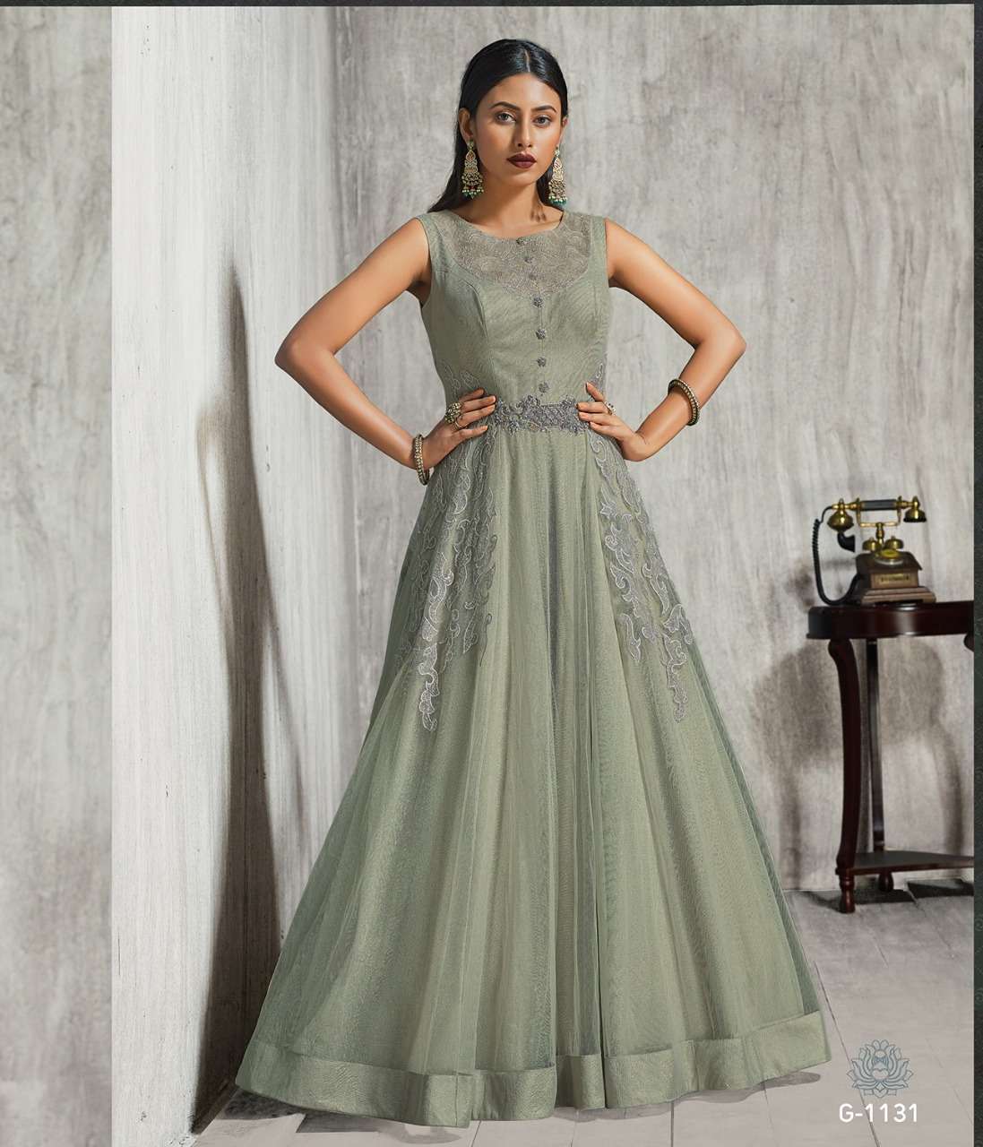 Women's Lavender Love Gown - Label Shaurya Sanadhya | Long gown design,  Party wear dresses, Designer party wear dresses