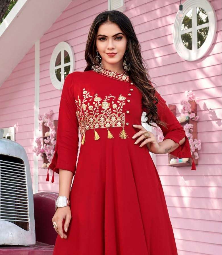 Latest Patterns of Indian Kurtis That You Must Add To Your Collection |  Parivar Ceremony