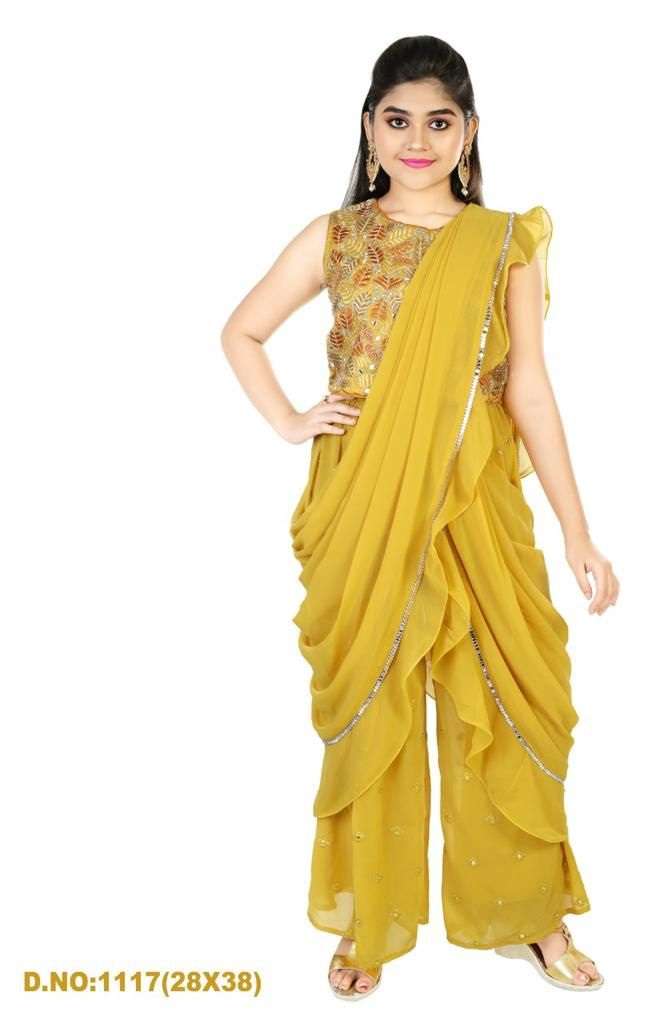 Yellow Printed Pant Saree Set With Belt Design by Chhavvi Aggarwal at  Pernia's Pop Up Shop 2024