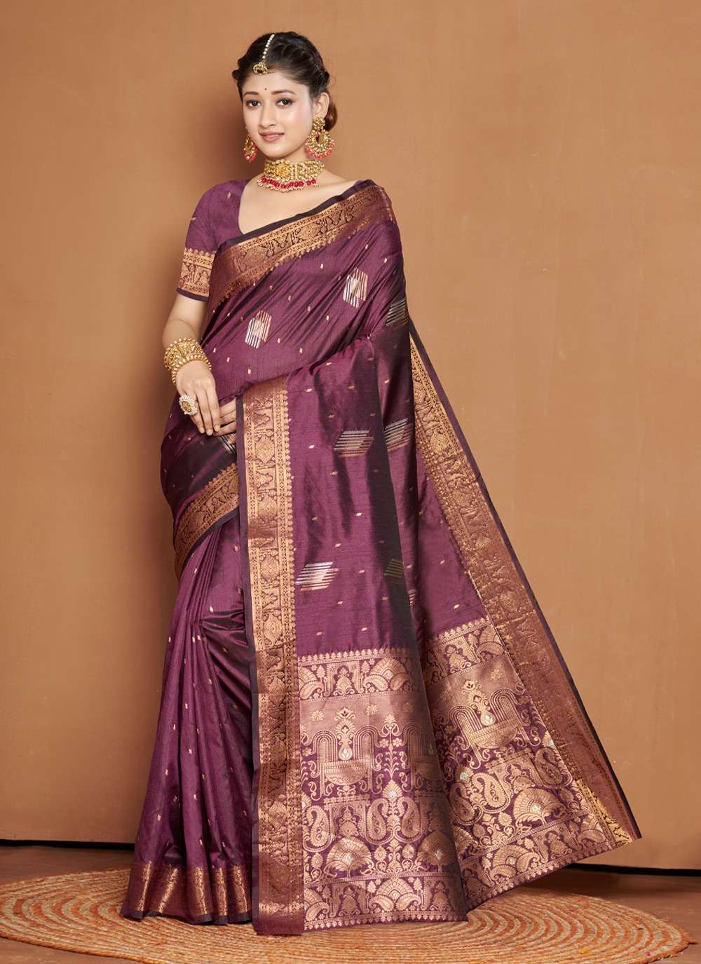 Party Wear Banarasi Stone Work Saree at Rs 1400 in Mau | ID: 23988857291