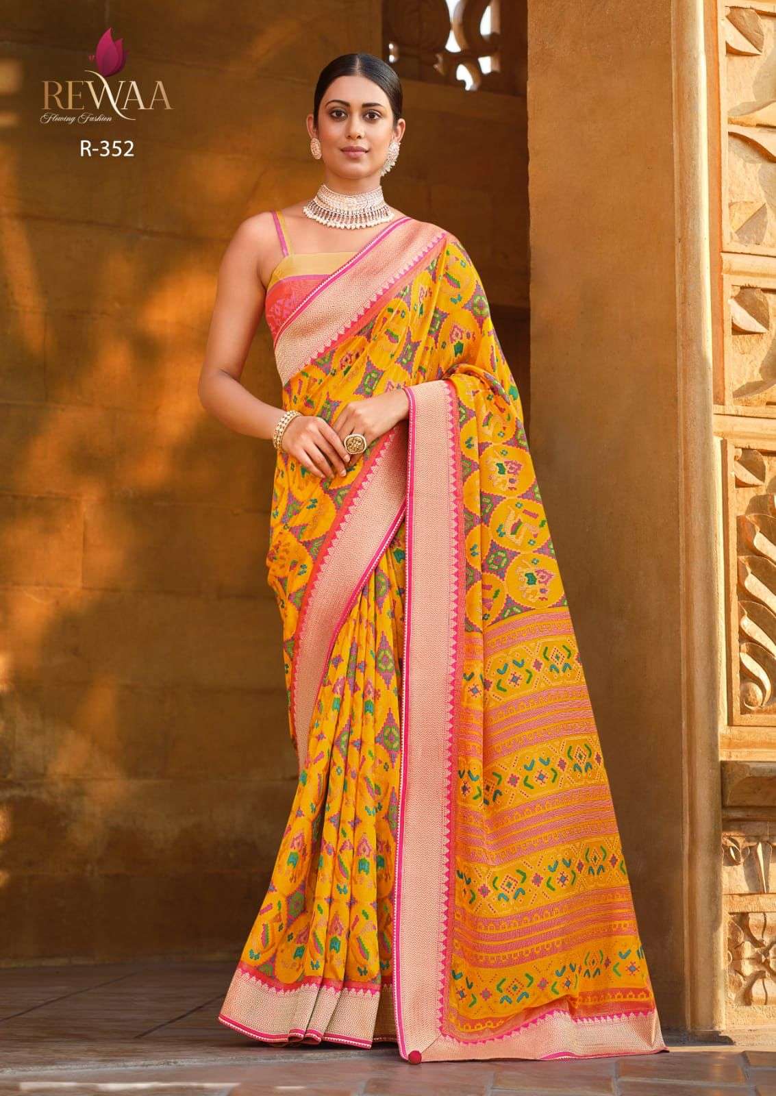 New Floral Print Chiffon, Brasso Saree with Unstitched Blouse ( 5 set color  )