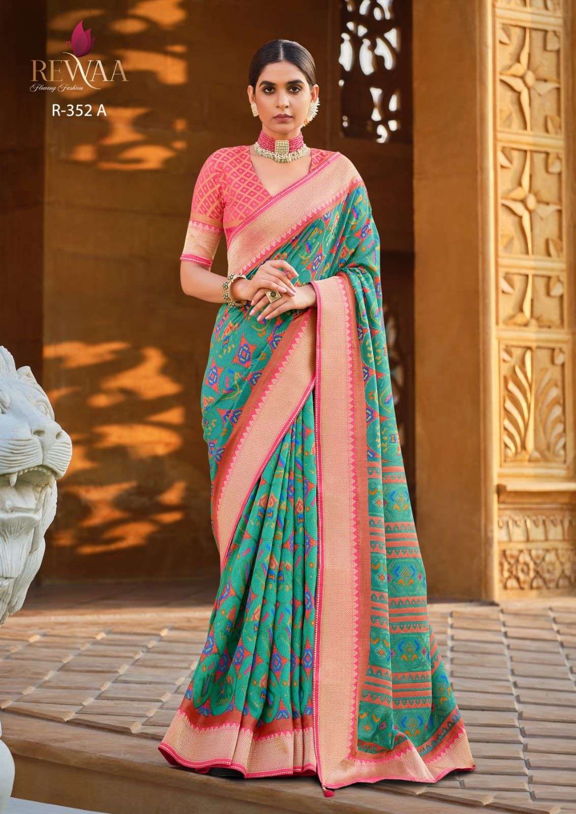 5 sari looks of Samantha that are perfect examples of simplicity and c –  Shopzters