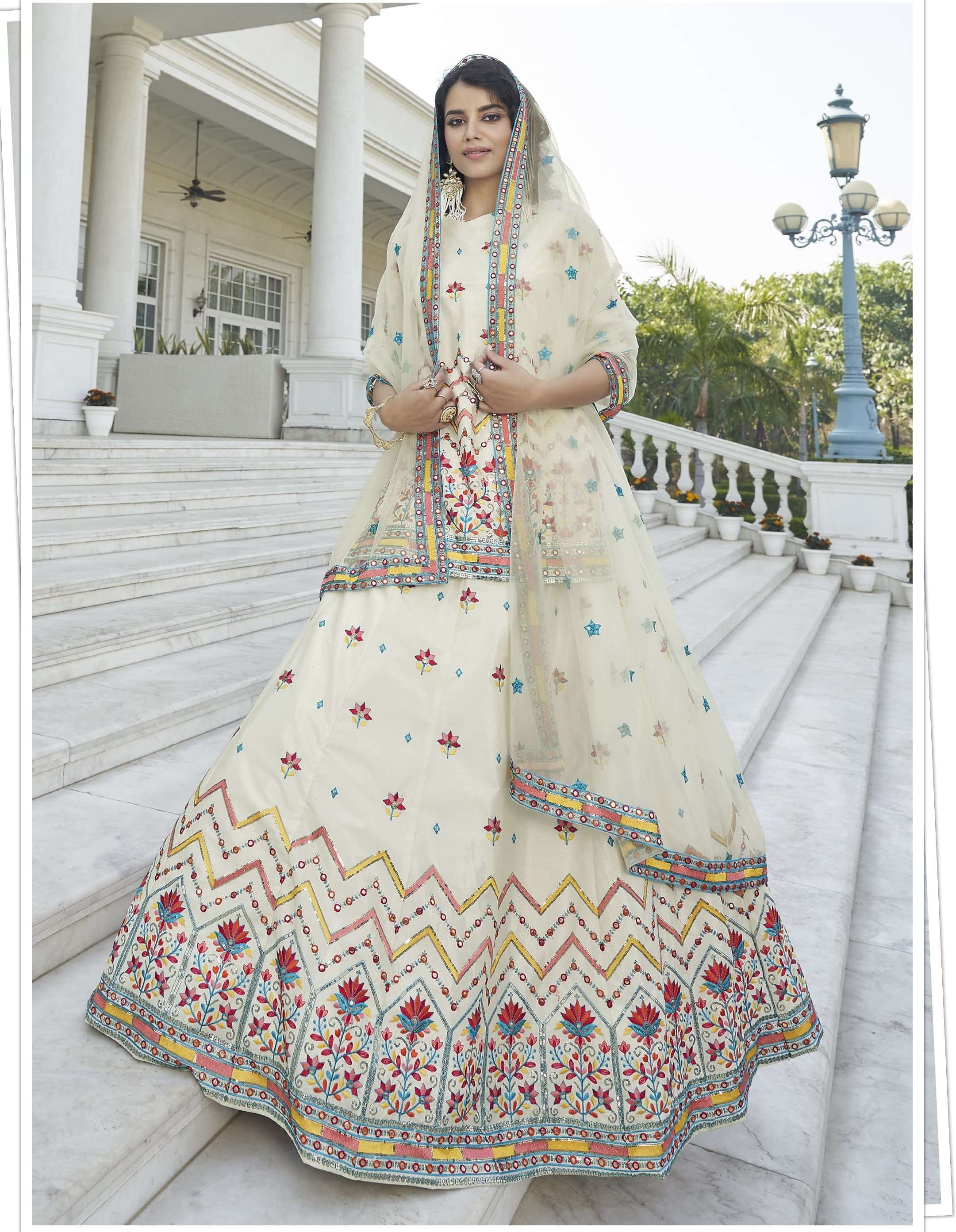 Bridal Lehenga Choli, Buy Online Bridal Lehengas, Ghagra Cholis, Chaniya  Choli Shopping | Page 5