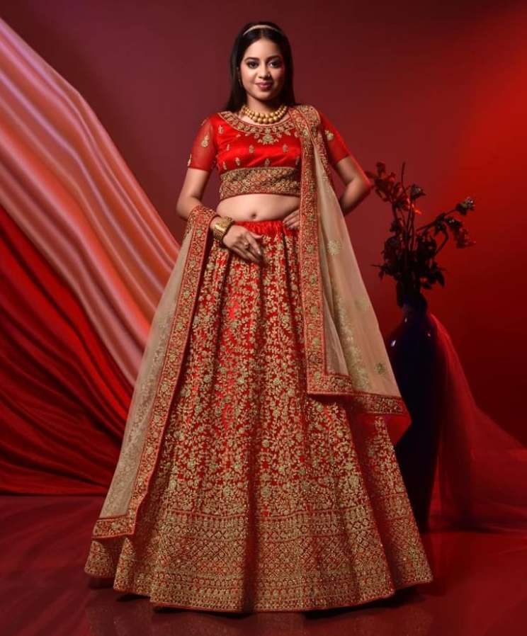 Red Colour STYLISHTA SAHIBA Fancy Stylish Party Wear Butterfly Net Designer  Lehenga Choli Collection 1001 - The Ethnic World