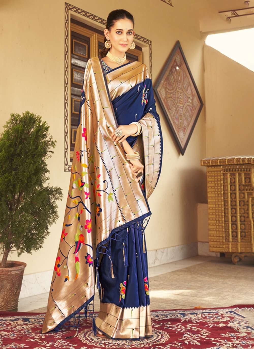 Boutique Pushpa Saree BT04 main image 0