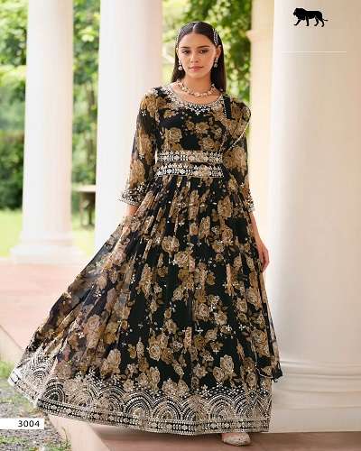 Party wear hot sale fancy gown