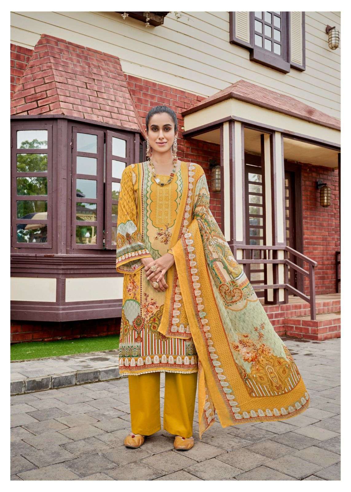 AASHIRWAD AZA FANCY SALWAR SUIT, Salwar Suit, Designer Salwar Suit, Women  Salwar Suits, महिलाओं का सूट सलवार - Anant Tex Exports Private Limited,  Surat | ID: 2849753621597