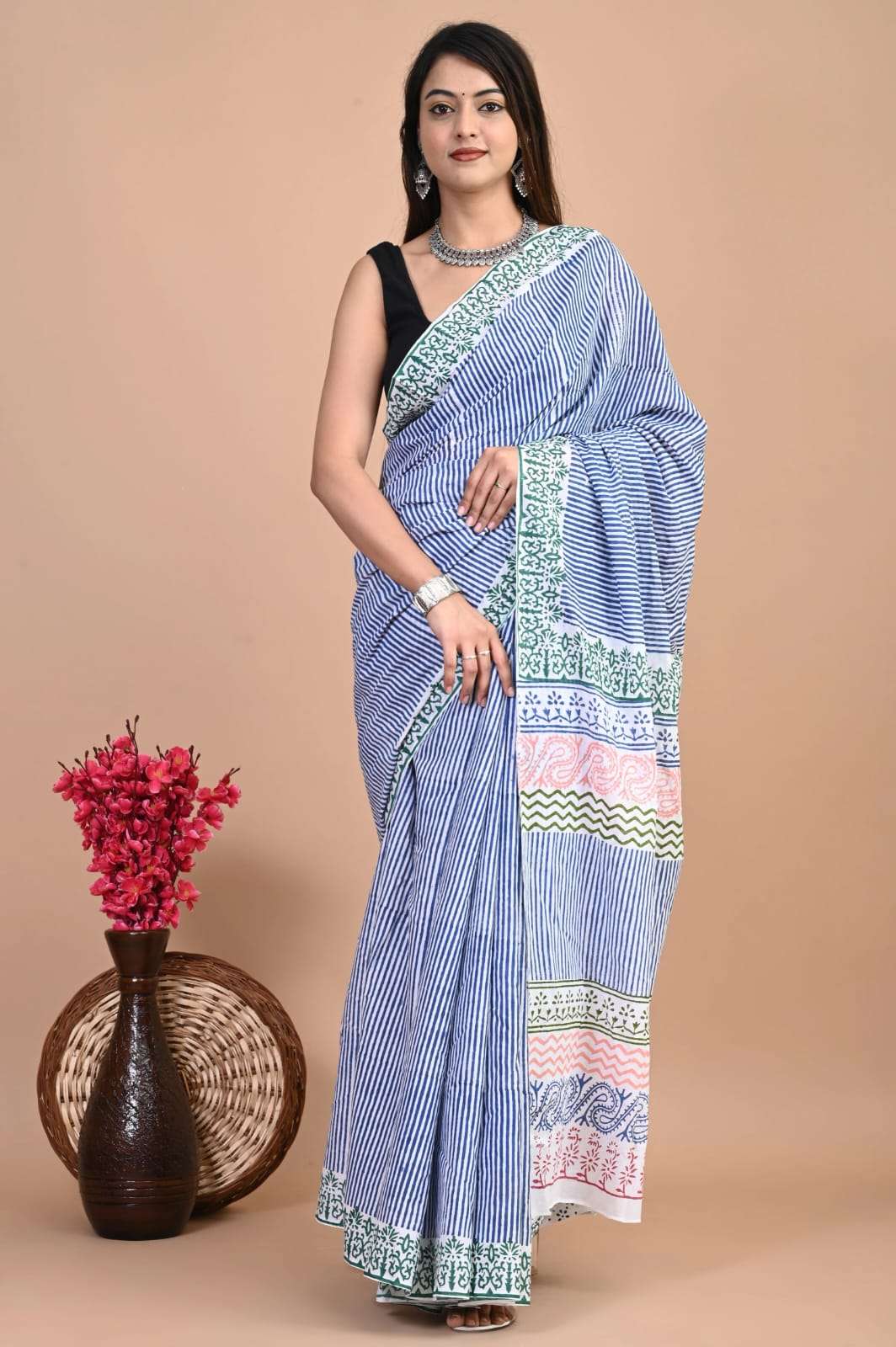Ladies Formal Cotton Saree at Rs.950/Piece in rewa offer by Sanskar Sarees