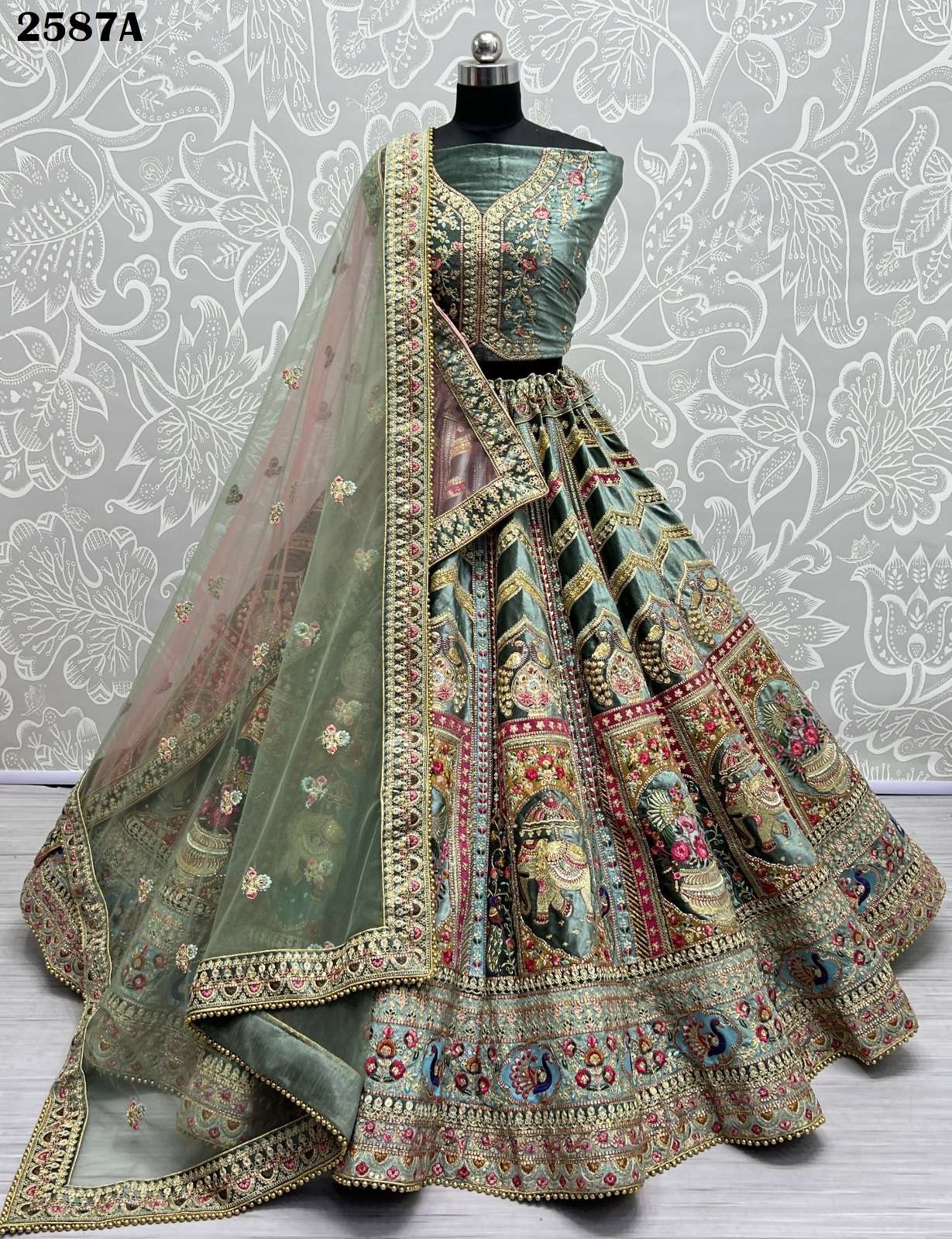 Heavy work bridal outlet lehenga