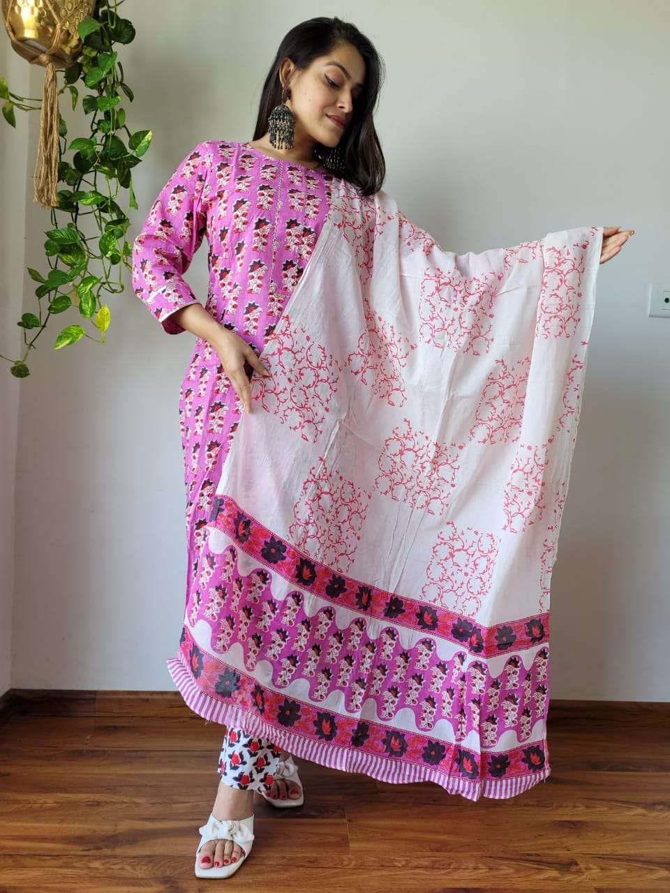 Shri Balaji Emporium 6732A Pure Cotton Hand Block Printed Suit