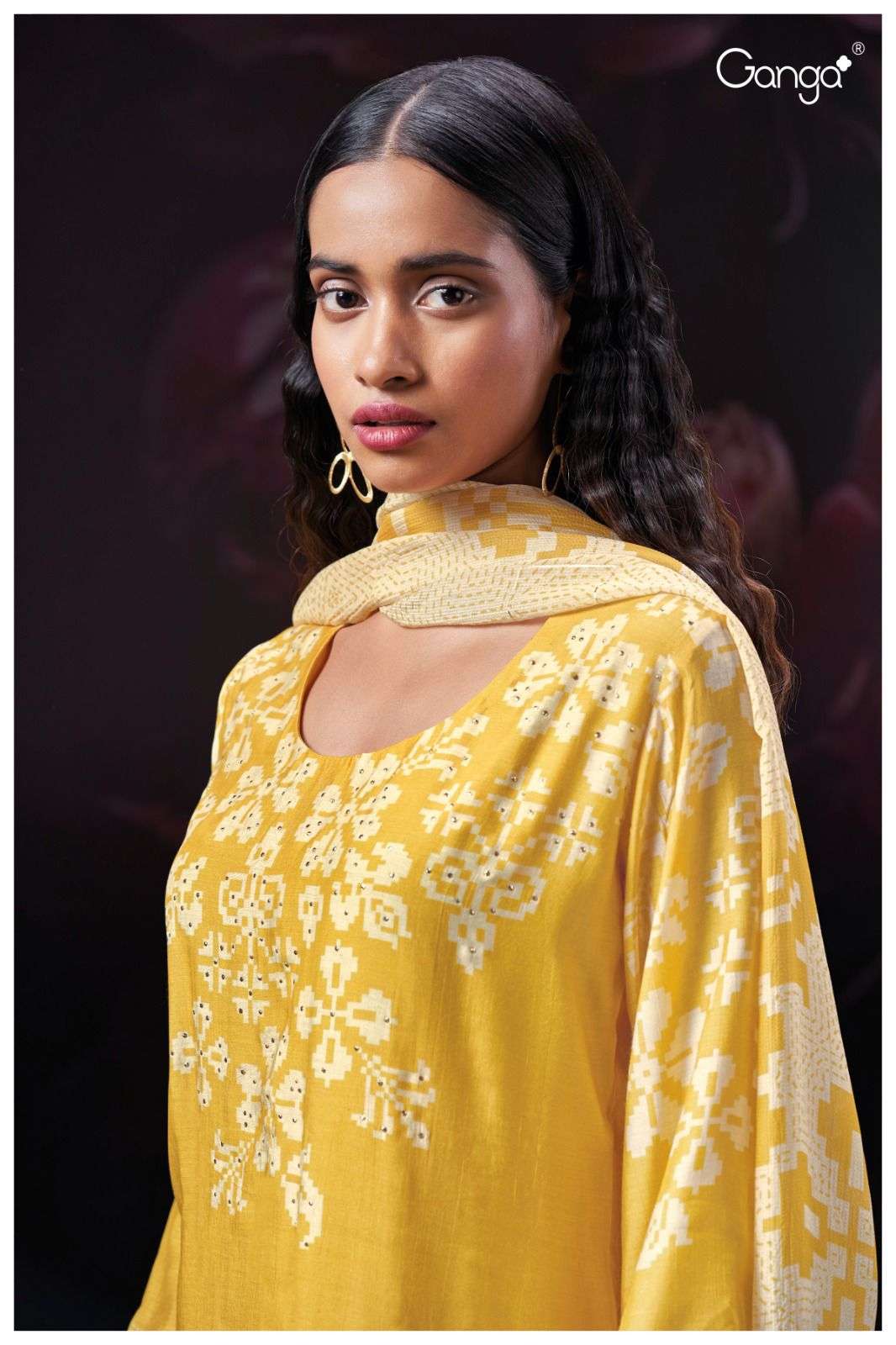 GANGA HUVISHKA S2535 Bemberg Silk Printed Suit With Hand Work